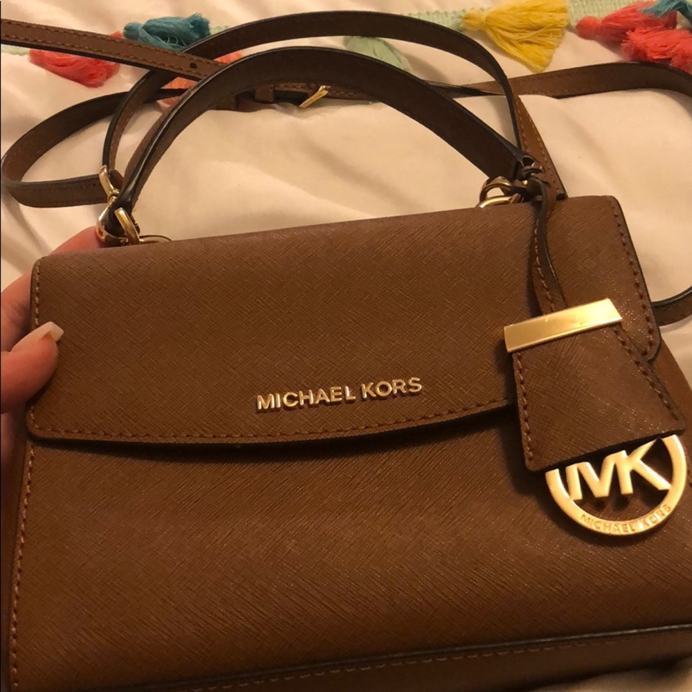 Michael Kors Crossbody Purse LIKE NEW